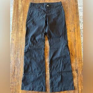 Athleta Women’s Black Cargo Pants